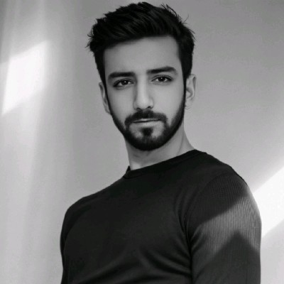 Umair headshot
